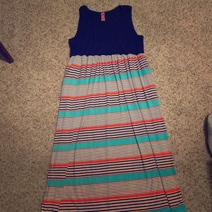 Honeyme — Sleeveless Maxi Dress — 3XL